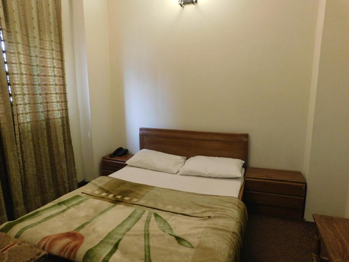 Hotel Avanti Равалпинди Экстерьер фото
